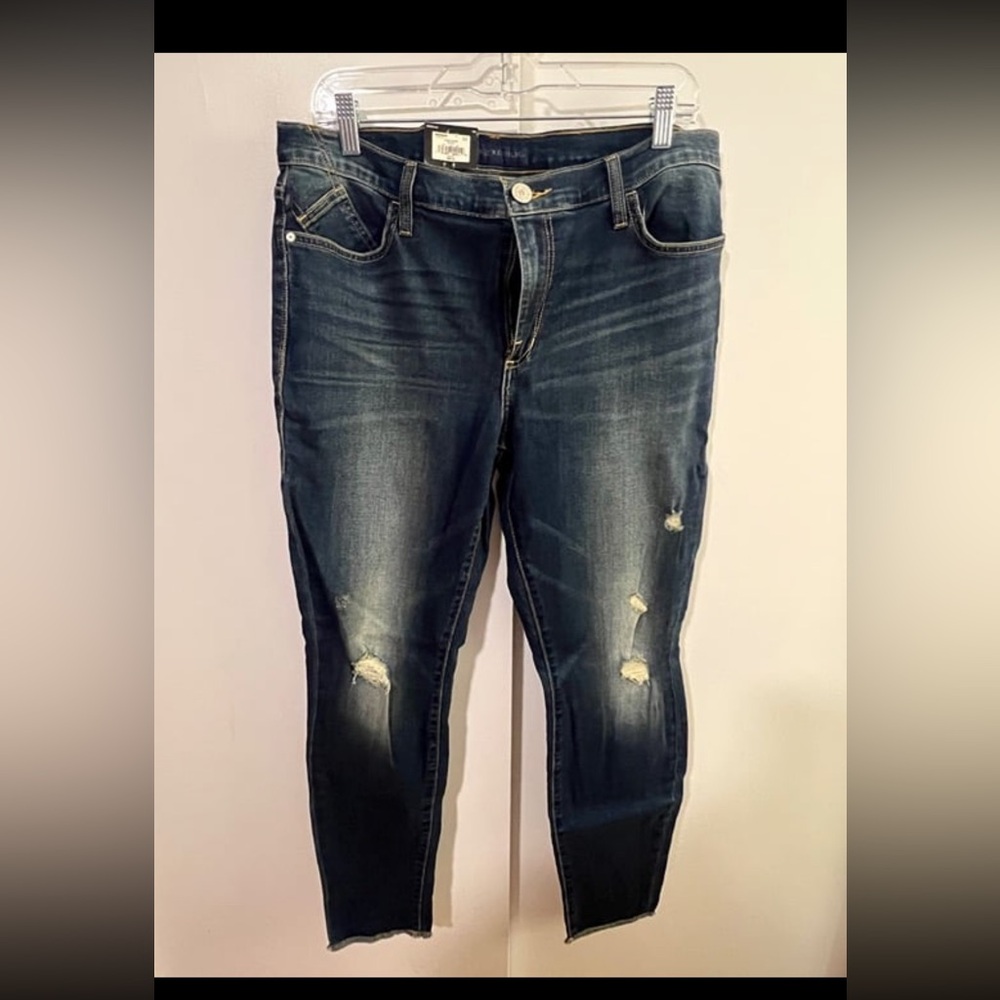 Rock & Republic mid rise legging jean